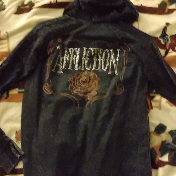 Affliction Shirt - Picture 2 of 2